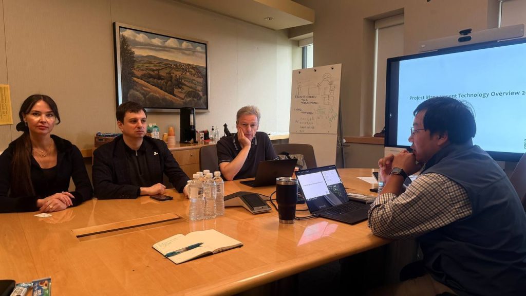 DOBROBAT representatives participated in a professional meeting with leadership and industry professionals from Devcon focused on operational efficiency, project coordination, and scalable approaches to reconstruction in crisis-affected environments.